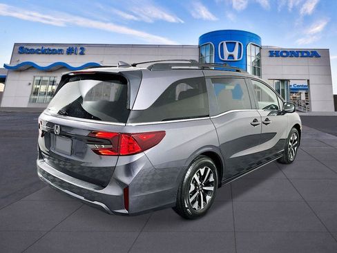 New 2026 Honda Odyssey EX-L image 4