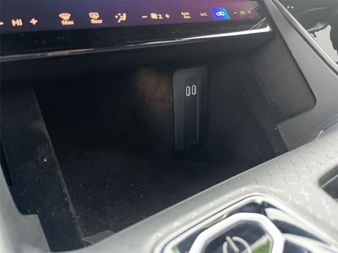 Used 2025 Jeep Wagoneer S Limited image 18