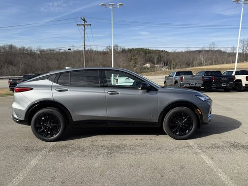 New 2026 Buick Envista Sport Touring image 6