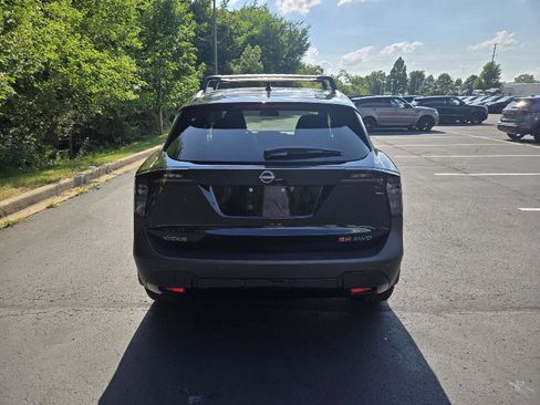 New 2026 Nissan Kicks SR w/ SR Premium Package AWD/4WD image 8