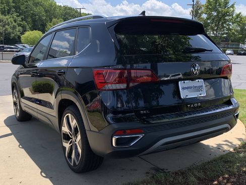 Used 2022 Volkswagen Taos SEL AWD/4WD image 8