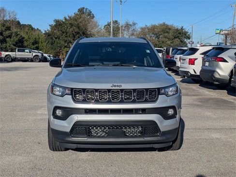 New 2026 Jeep Compass Latitude image 8