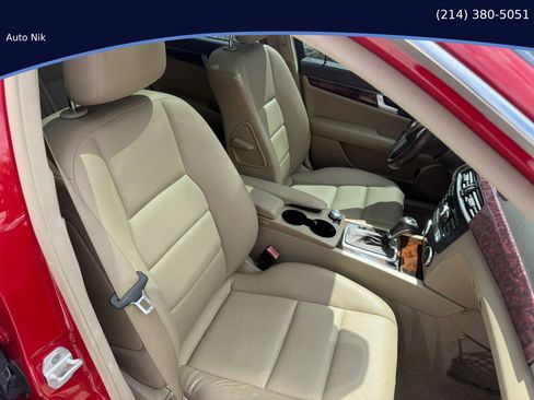 Used 2014 Mercedes-Benz C 250 Sedan image 18