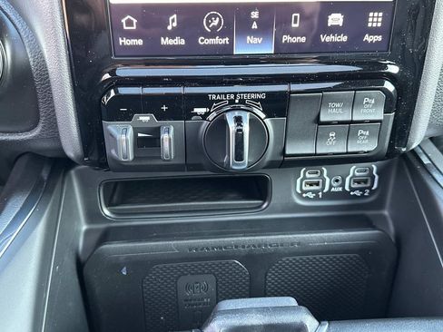 New 2024 RAM 1500 Laramie AWD/4WD image 5