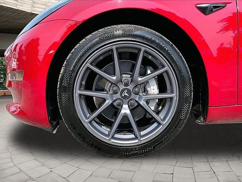 Used 2023 Tesla Model 3 Standard Range RWD image 7
