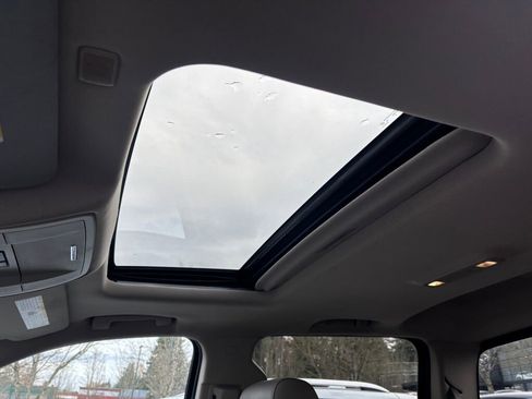 Used 2018 Chevrolet Silverado 1500 LTZ Z71 image 15