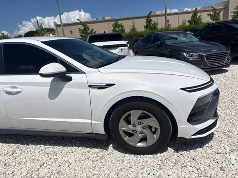 Used 2025 Hyundai Sonata SE FWD image 4