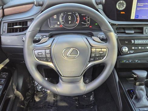 Used 2025 Lexus ES 350 w/ Premium Package FWD image 26