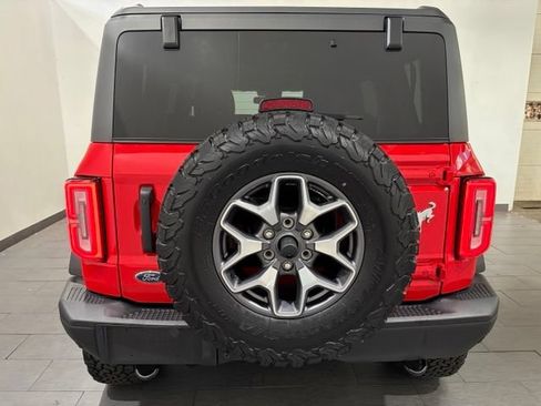 Used 2023 Ford Bronco Badlands AWD/4WD image 4