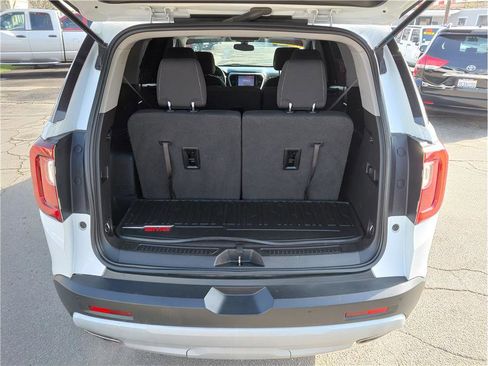 Used 2020 GMC Acadia SLE image 13
