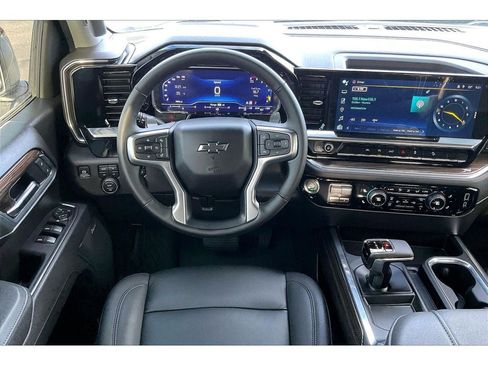 Used 2025 Chevrolet Silverado 1500 LT Trail Boss image 6