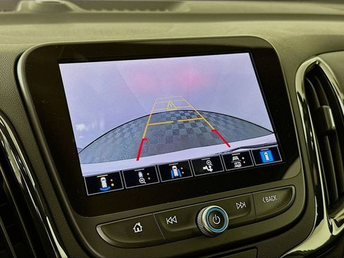 Used 2024 Chevrolet Equinox RS image 18