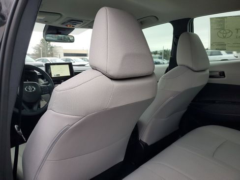 New 2026 Toyota Corolla Cross L image 10