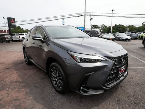 Used 2024 Lexus NX 250 FWD w/ Cold Area Package image 3