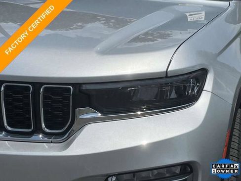 Certified 2025 Jeep Grand Cherokee Limited AWD/4WD image 11