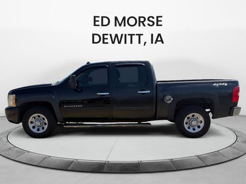 Used 2011 Chevrolet Silverado 1500 LT w/ All-Star Edition AWD/4WD image 2