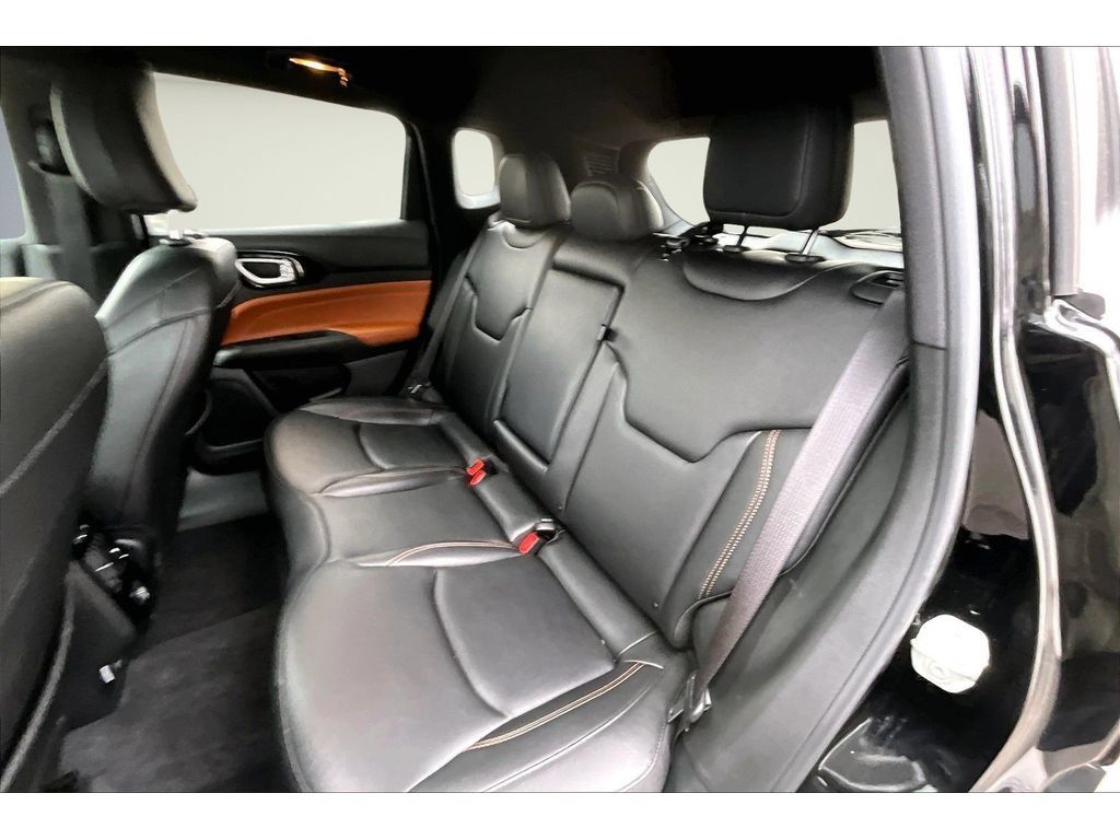 Used 2024 Jeep Compass Limited AWD/4WD image 25