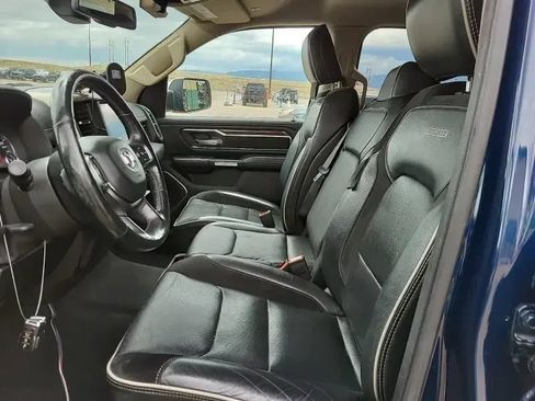 Used 2019 RAM 1500 Laramie AWD/4WD image 8