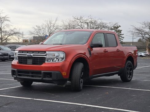 Used 2024 Ford Maverick Lariat w/ FX4 Off-Road Package image 15