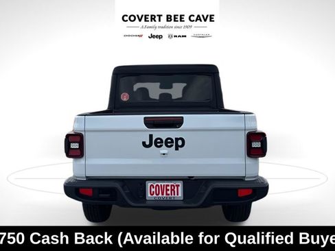 New 2026 Jeep Gladiator Sport image 8