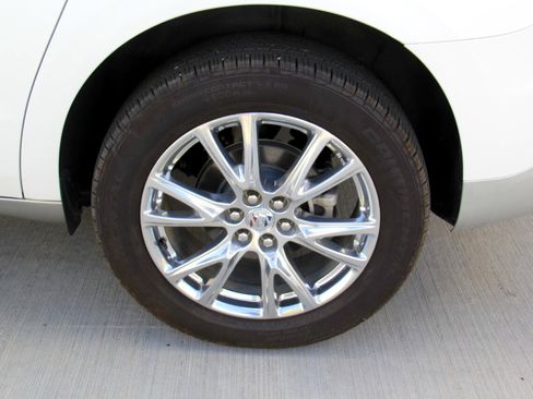 Used 2024 Buick Enclave Essence w/ Experience Buick Package image 40