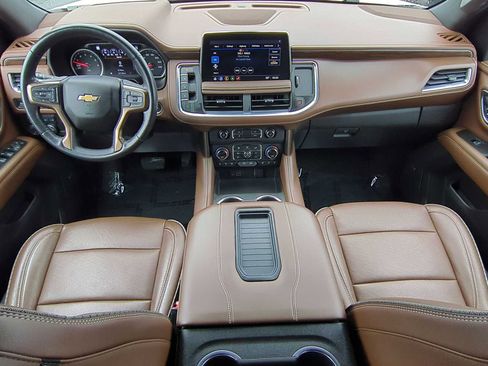 Used 2021 Chevrolet Suburban High Country image 13