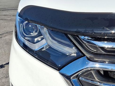 Used 2021 Chevrolet Equinox Premier image 12