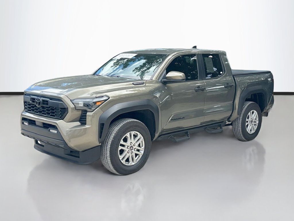 Used 2025 Toyota Tacoma TRD Off-Road AWD/4WD image 1