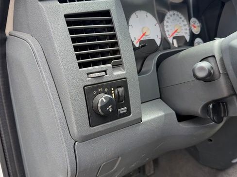 Used 2006 Dodge Ram 2500 Truck SLT w/ Quad Cab Big Horn Value Group image 10