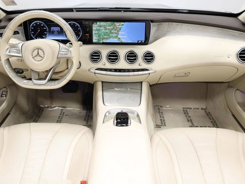Used 2017 Mercedes-Benz S 550 Cabriolet image 44