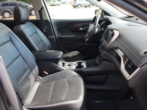 Used 2018 GMC Terrain Denali w/ GMC Pro Grade Package AWD/4WD image 8