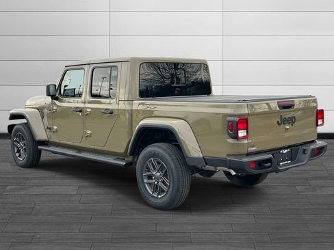 New 2026 Jeep Gladiator Sport image 5