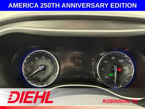 New 2027 Chrysler Pacifica Select FWD image 33