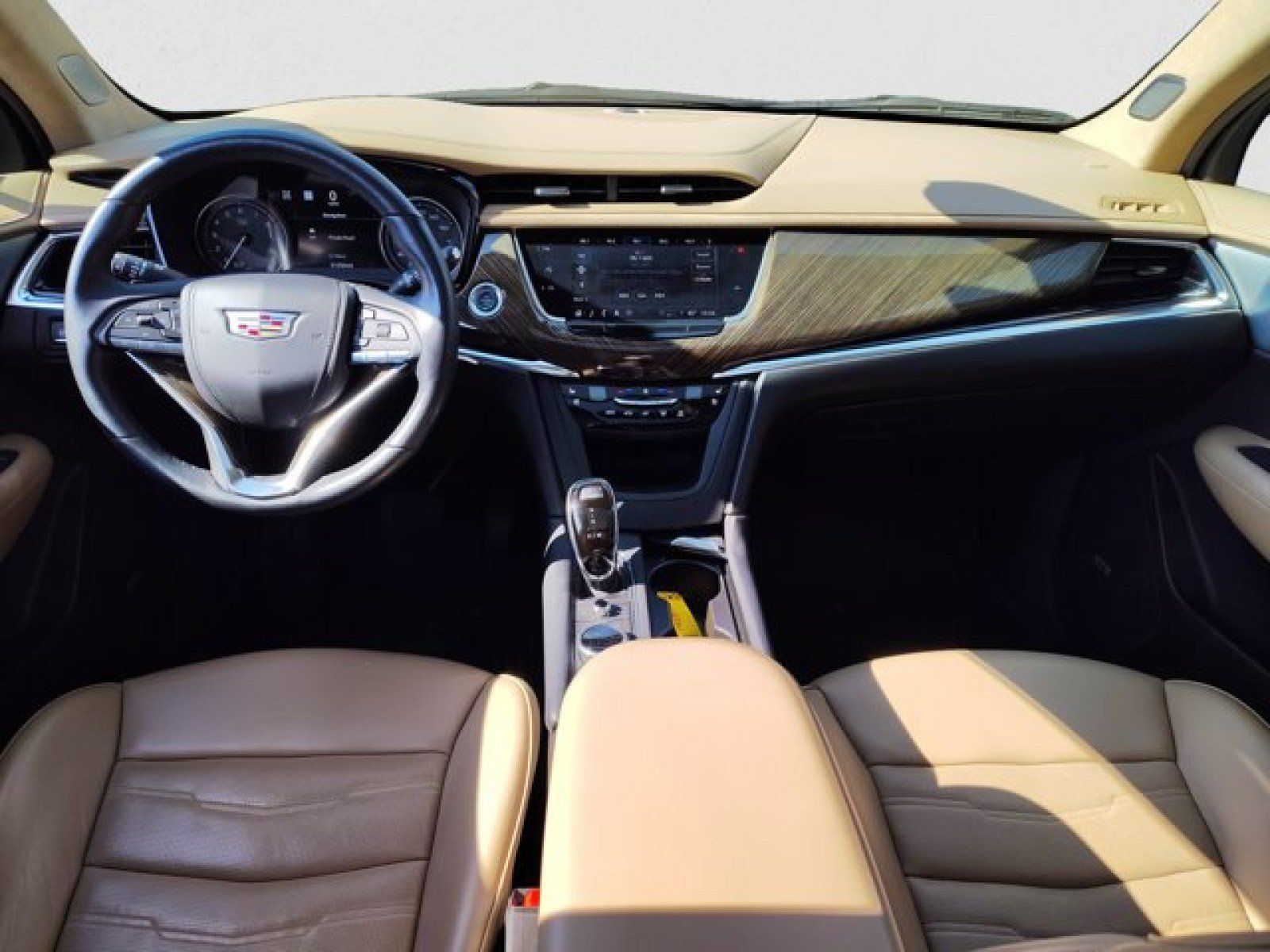 Used 2021 Cadillac XT6 Premium Luxury w/ Platinum Package AWD/4WD image 13
