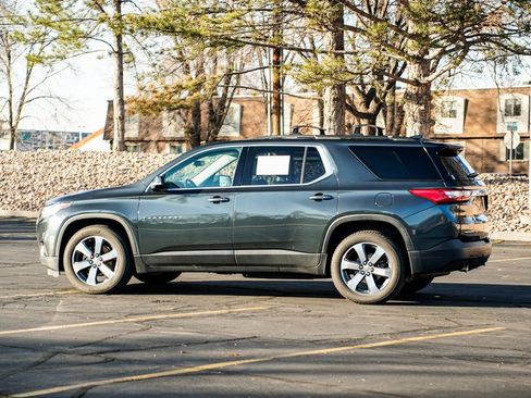 Used 2019 Chevrolet Traverse LT w/ LT Premium Package image 6