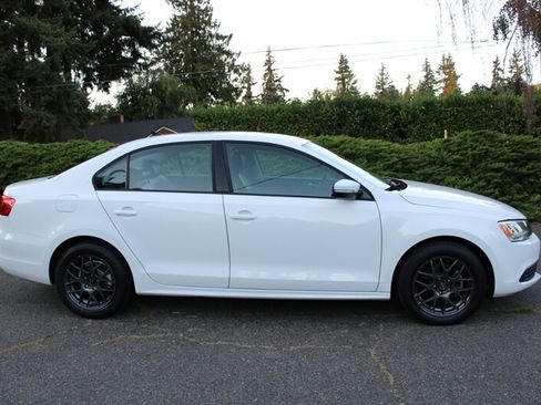 Used 2014 Volkswagen Jetta SE image 11