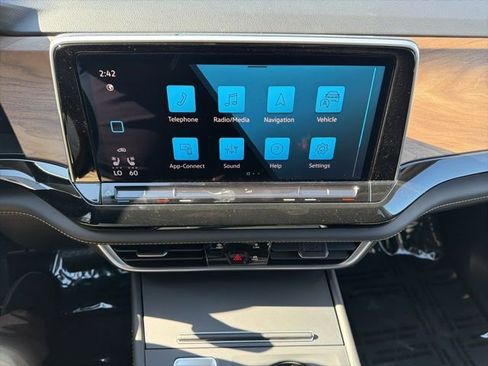 New 2026 Volkswagen Atlas SE AWD/4WD image 11