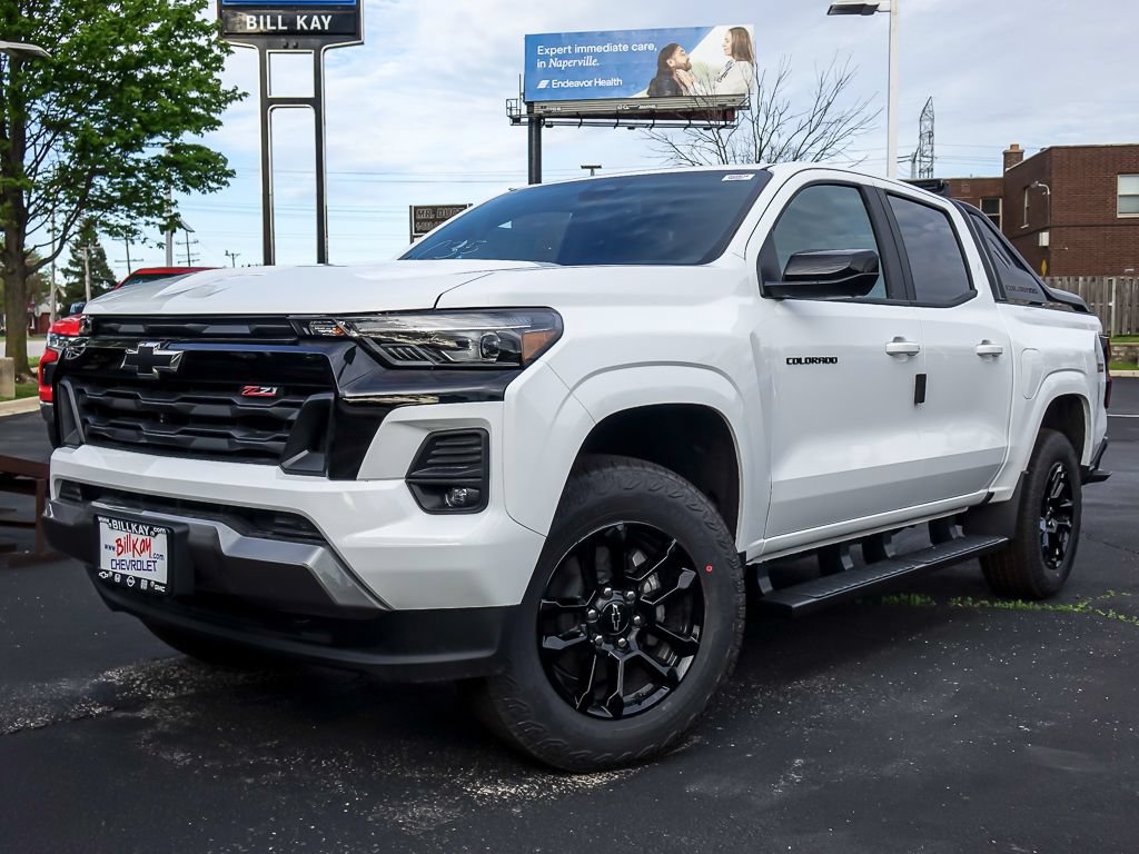 New 2026 Chevrolet Colorado Z71 w/ Midnight Edition AWD/4WD image 2