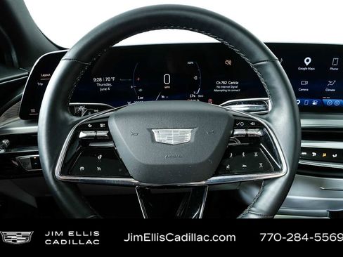 Used 2024 Cadillac Lyriq Sport RWD image 9