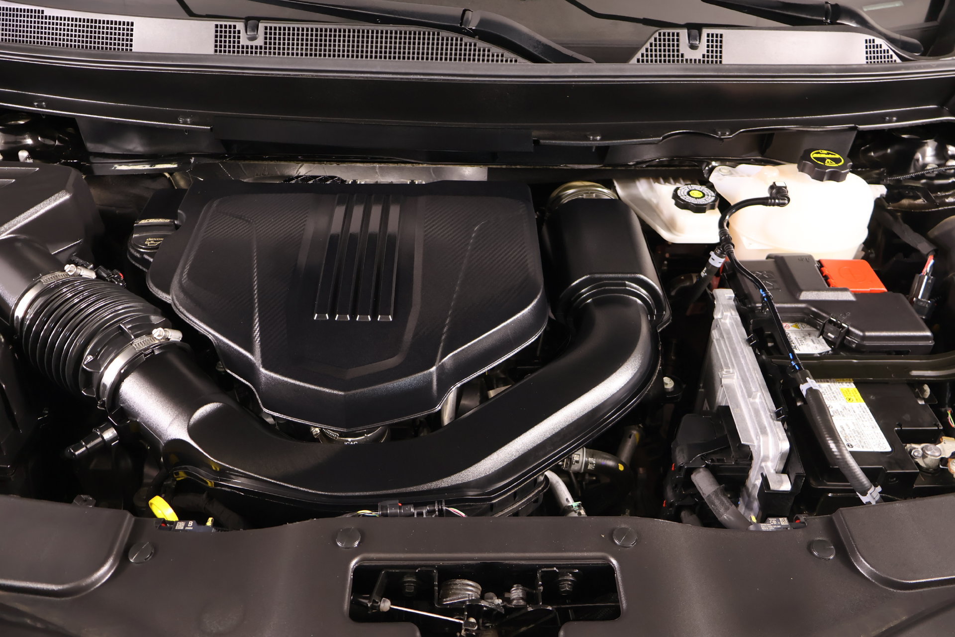 Used 2025 Chevrolet Traverse High Country FWD image 20