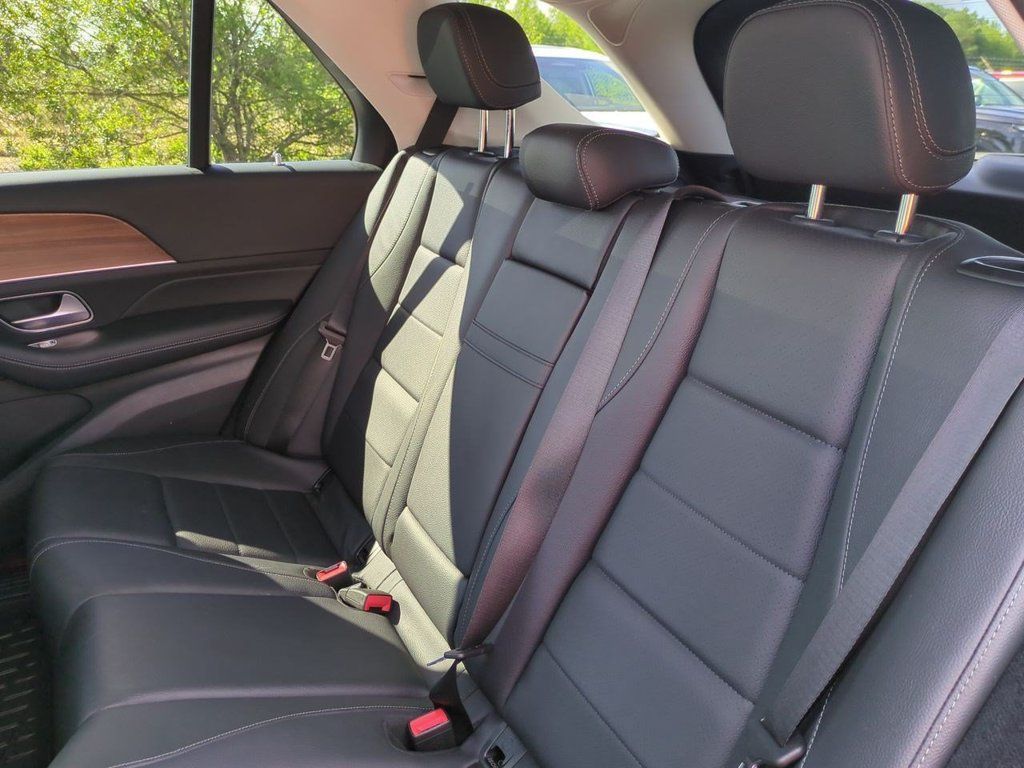 Used 2023 Mercedes-Benz GLE 350 4MATIC image 32
