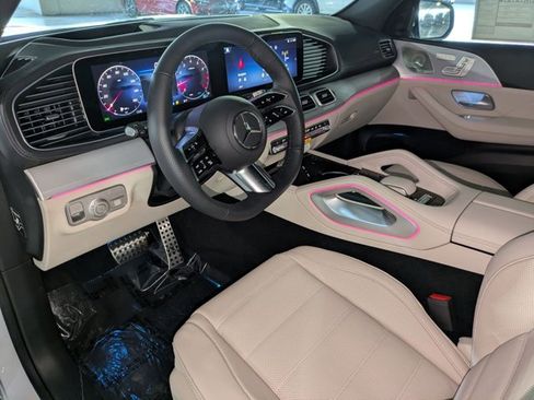 New 2026 Mercedes-Benz GLS 580 GLS 580 image 3