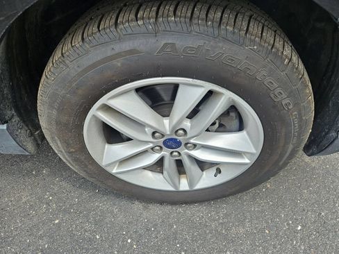 Used 2016 Ford Edge SEL AWD/4WD image 23