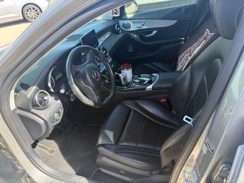 Used 2015 Mercedes-Benz C 300 4MATIC Sedan image 2