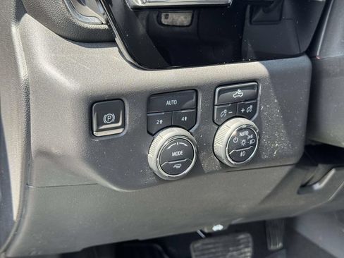 Used 2024 Chevrolet Silverado 1500 RST AWD/4WD image 29