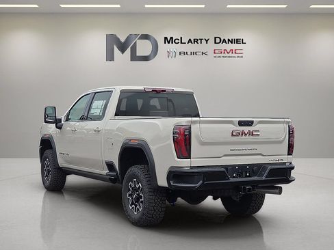 New 2026 GMC Sierra 2500 AT4X AWD/4WD image 4