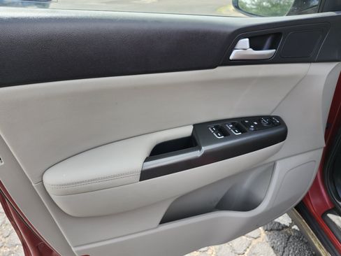 Used 2020 Kia Sportage S w/ S Sunroof Package FWD image 24