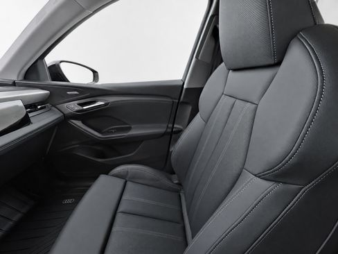 Certified 2025 Audi Q6 e-tron Premium Plus w/ Premium Plus AWD/4WD image 19
