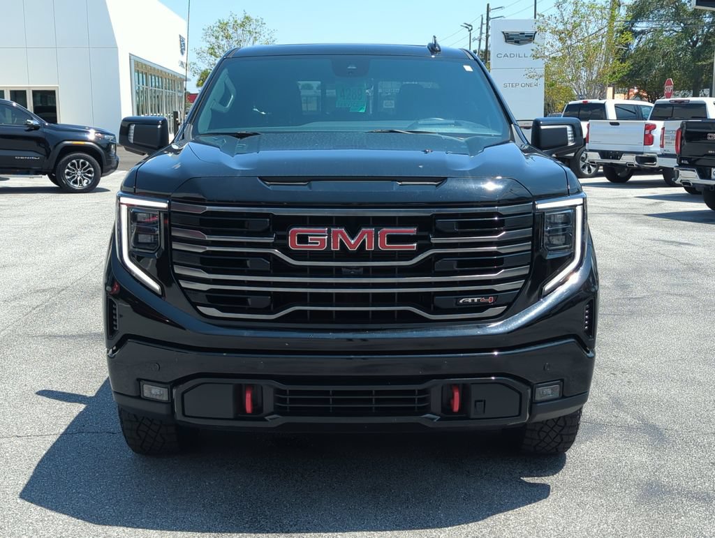 Used 2026 GMC Sierra 1500 AT4 w/ AT4 Premium Package AWD/4WD image 9