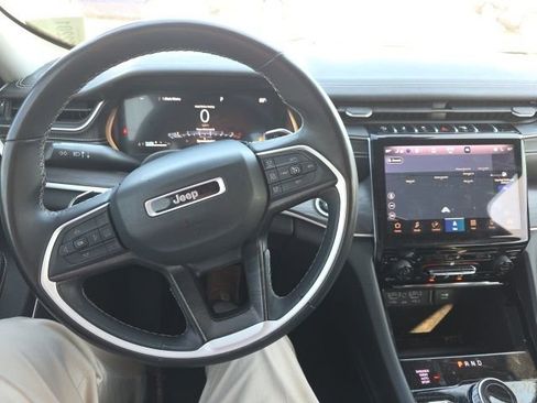 Used 2021 Jeep Grand Cherokee L Limited image 13